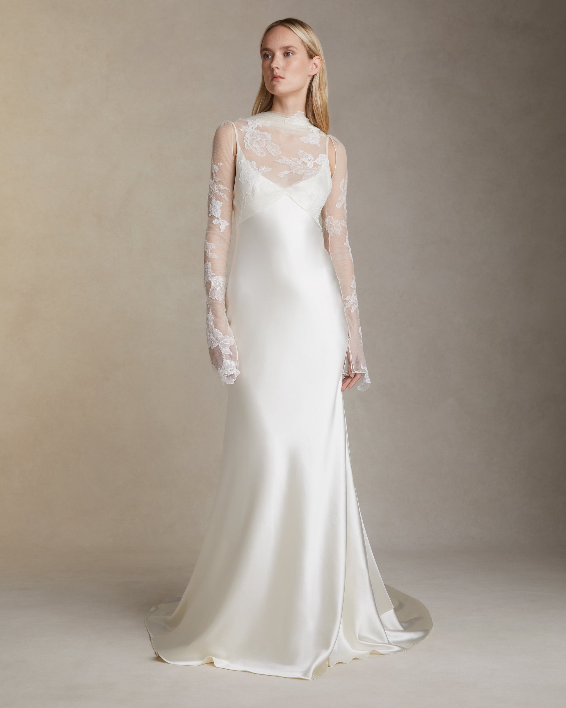 Danielle Frankel Esme Wedding Gown Belle Bridal Atelier Chicago Belle Atelier Danielle Frankel Esme Wedding Gown Belle Bridal Atelier Chicago Belle Atelier