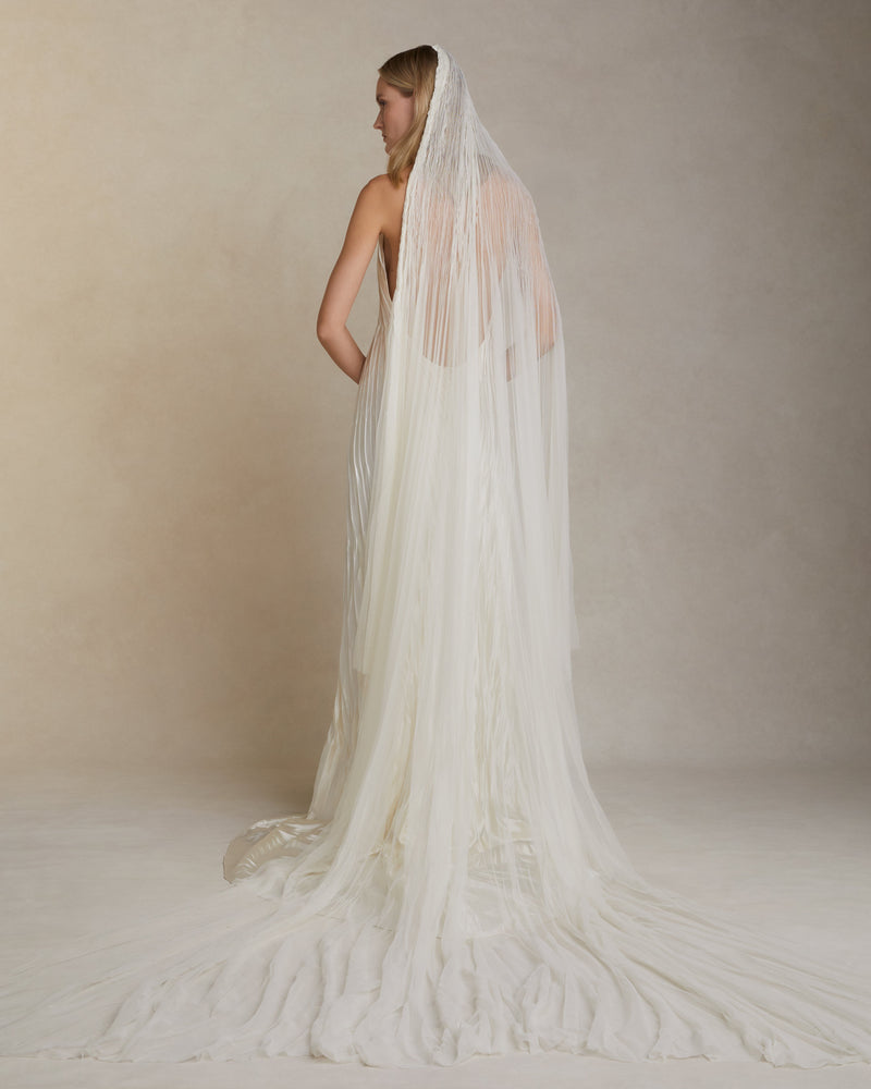 Pleated Handkerchief Veil - Cathedral