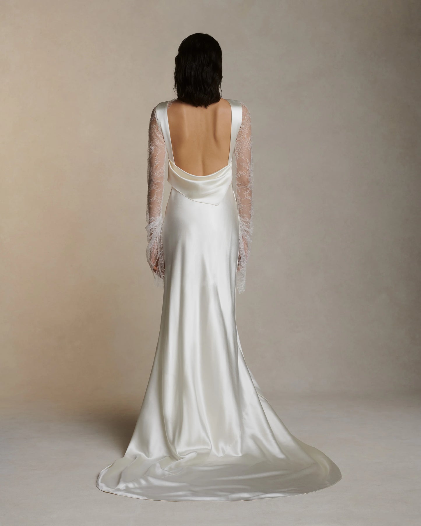 Rebecca Lace Topper by Danielle Frankel Belle Bridal Atelier Chicago Belle Atelier Rebecca Lace Topper by Danielle Frankel Belle Bridal Atelier Chicago Belle Atelier